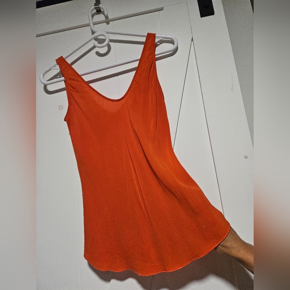 Aritzia Wilfred Silk XS tangerine tank